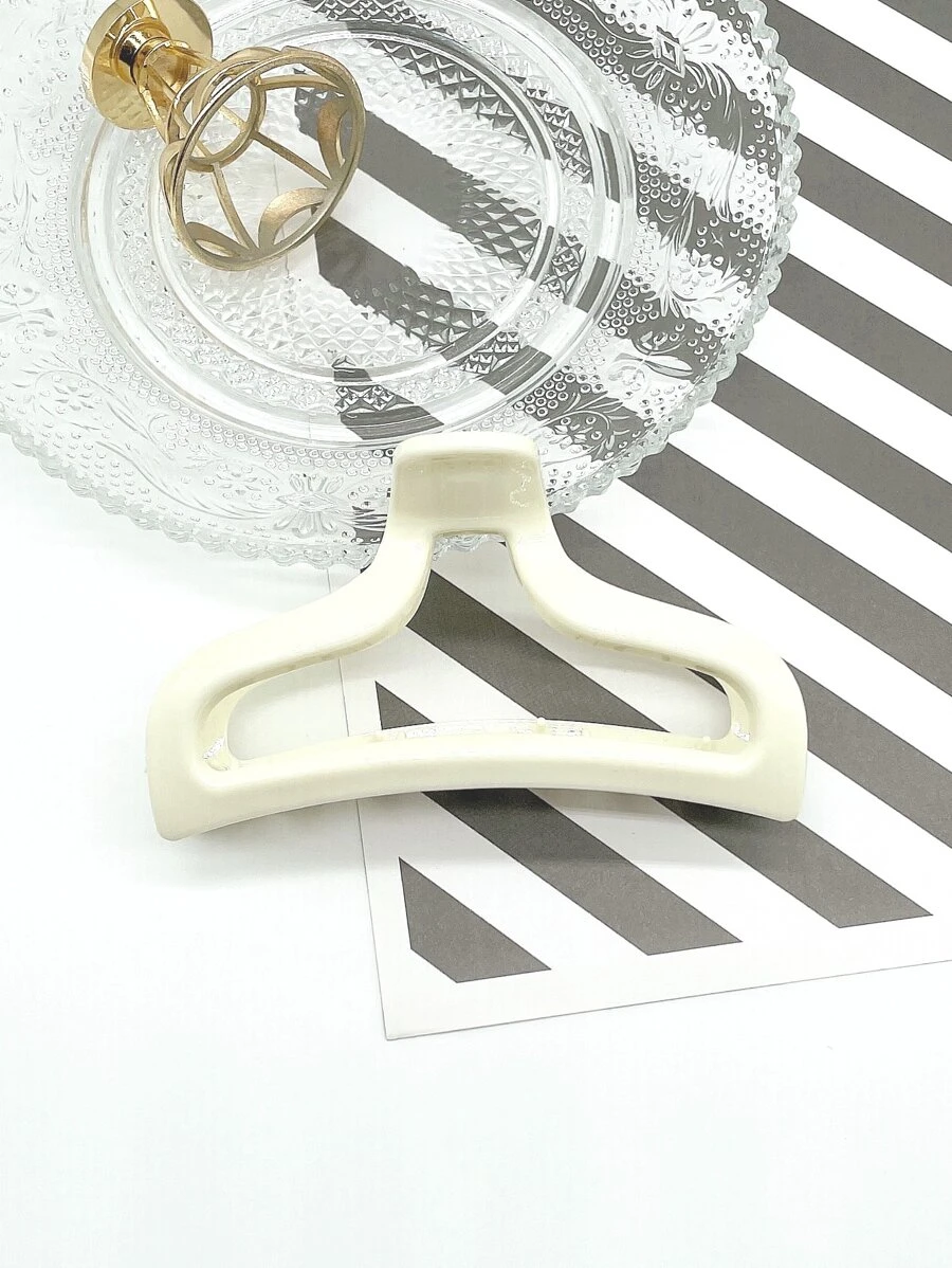 Simple Hair Claw - White - View 1