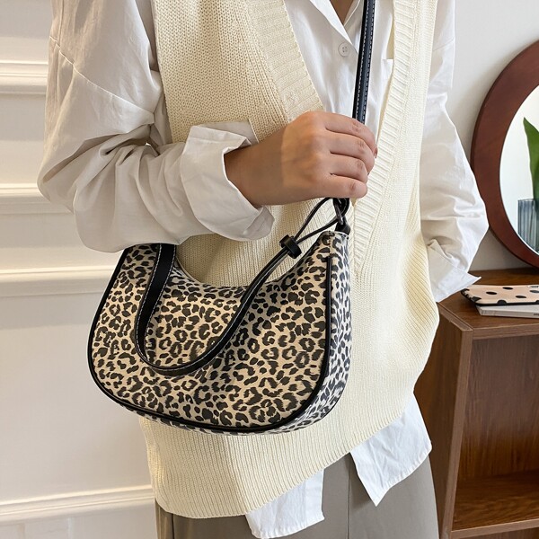 

Leopard Baguette Bag, Multicolor