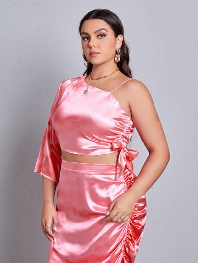 SHEIN SXY 大碼緞面不對稱領褶邊側邊蝴蝶結上衣