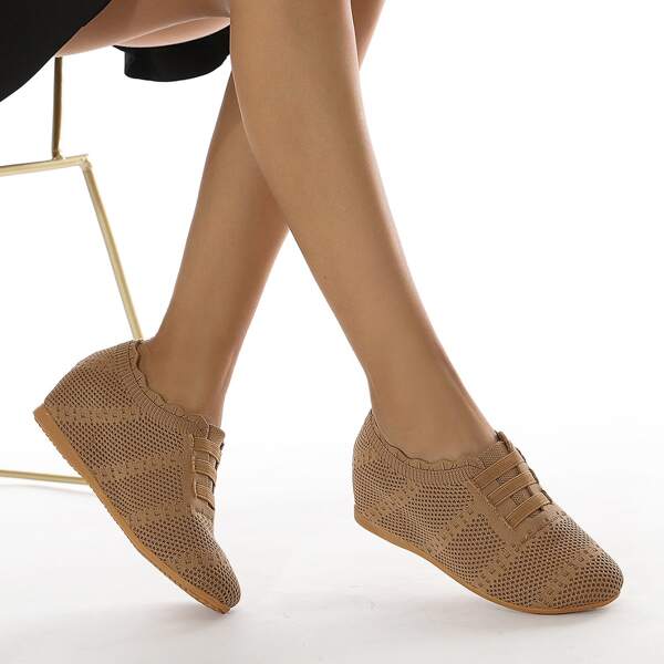 

Knit Detail Wedge Shoes, Khaki