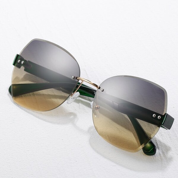 

Tinted Lens Sunglasses