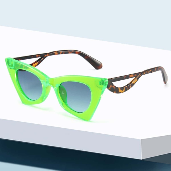 

Cat Eye Sunglasses