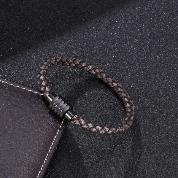 

Men Magnetic Clasp Bracelet, Coffee brown