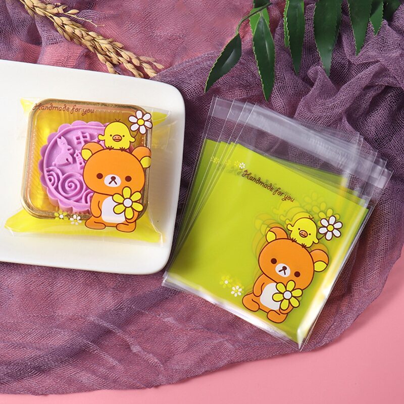 

100pcs Cartoon Bear Print Packaging Bag, Multicolor