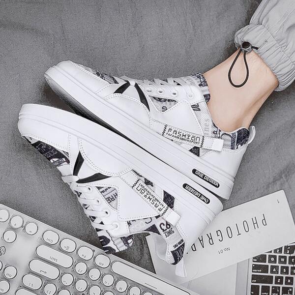 

Men Lace-up Front Low Top Skate Shoes, White
