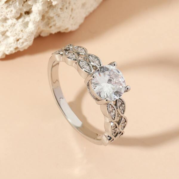 

Zircon Decor Ring, Silver