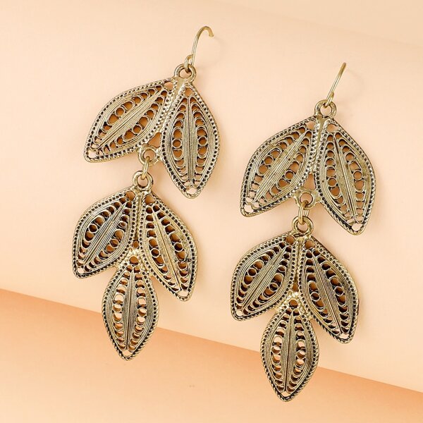 

Hollow Out Leaf Decor Drop Earrings, Bronze