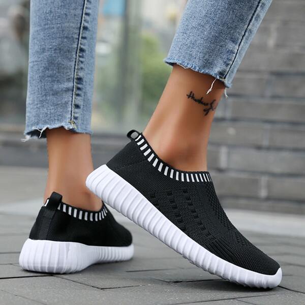 

Contrast Trim Knit Slip On Sneakers, Black