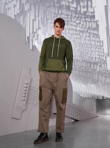 Manfinity RebelGame 男士字母刺繡抽繩連帽衫 - 軍綠色 - 查看 7