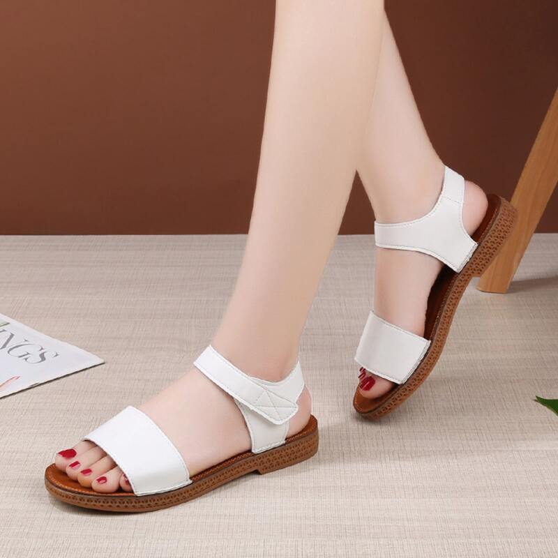 

Minimalist Flat Sandals, White