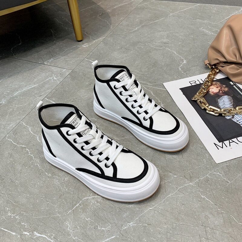 

Two Tone Lace Up Front Canvas Shoes, White