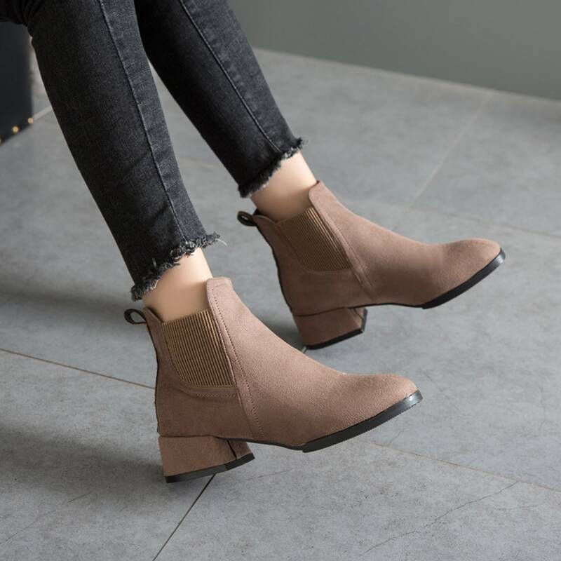 

Chunky Heeled Chelsea Boots, Camel