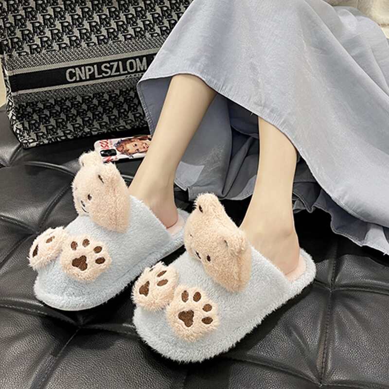 

Bear Decor Fluffy Slippers, Baby blue