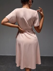 SHEIN Tall Vestido cruzado de cuello profundo con nudo lateral - Rosa vieja - Ver 2