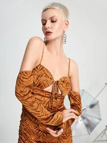 SHEIN Unity 滿版印花前繫帶抽繩褶邊不對稱下擺吊帶連衣裙 - 薑色 - 查看 3