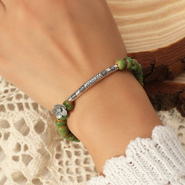 

Flower Decor Beaded Bracelet, Green
