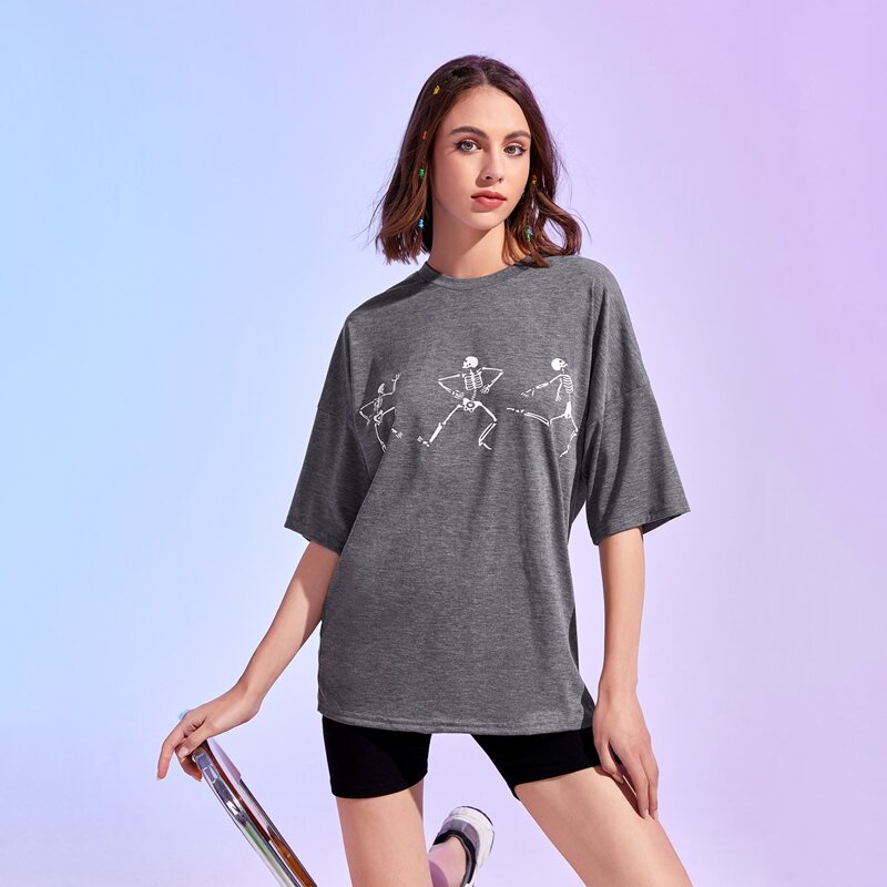 

Skull Graphic Tee, Grey