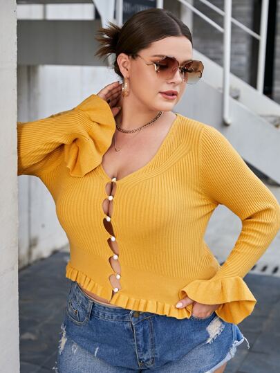 Plus Button Front Ruffle Hem Ribbed Knit  Cardigan