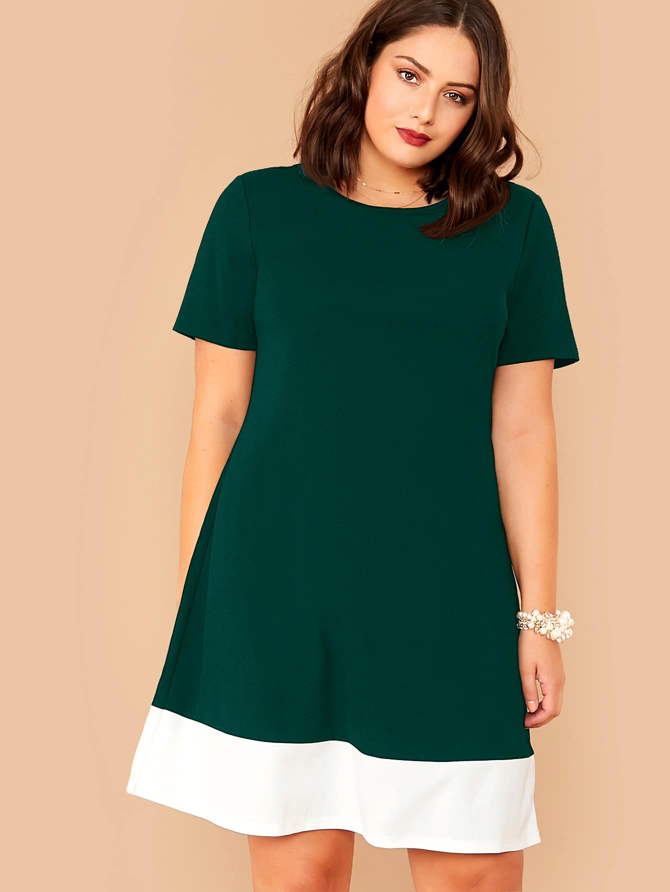 SHEIN LUNE Plus Contrast Hem Flowy Dress - Dark Green - View 1