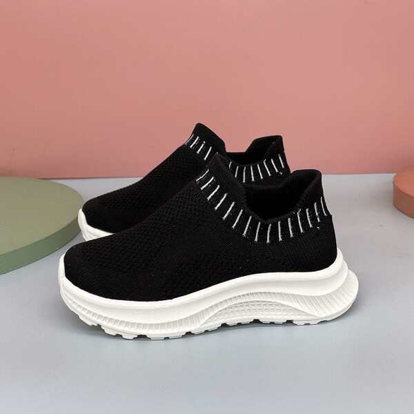 

Boys Knit Detail Slip On Sneakers, Black