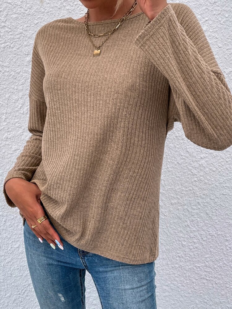 Cut Out Twist Back Drop Shoulder Tee - Mocha Brown - View 5