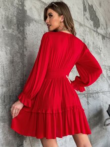 SHEIN Frenchy 胸部打結荷葉邊荷葉袖連衣裙 - 紅色 - 查看 2