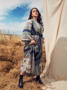 Modelyn 大碼佩斯利絲巾圖案荷葉袖繫腰帶洋裝