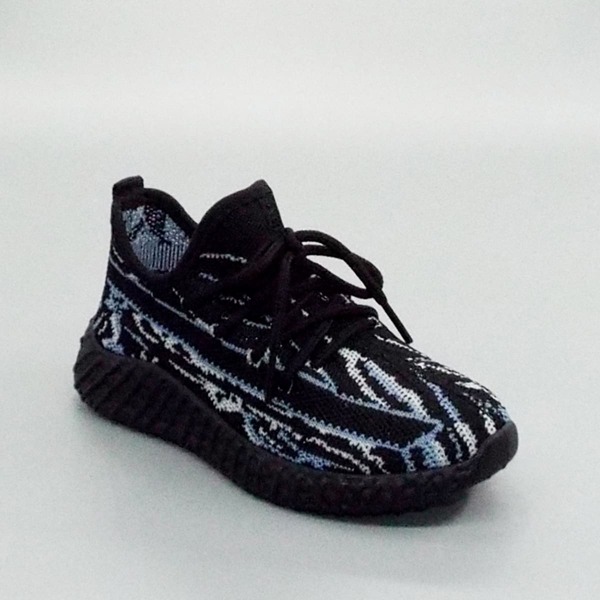 

Boys Lace Up Decor Knit Sneakers, Black