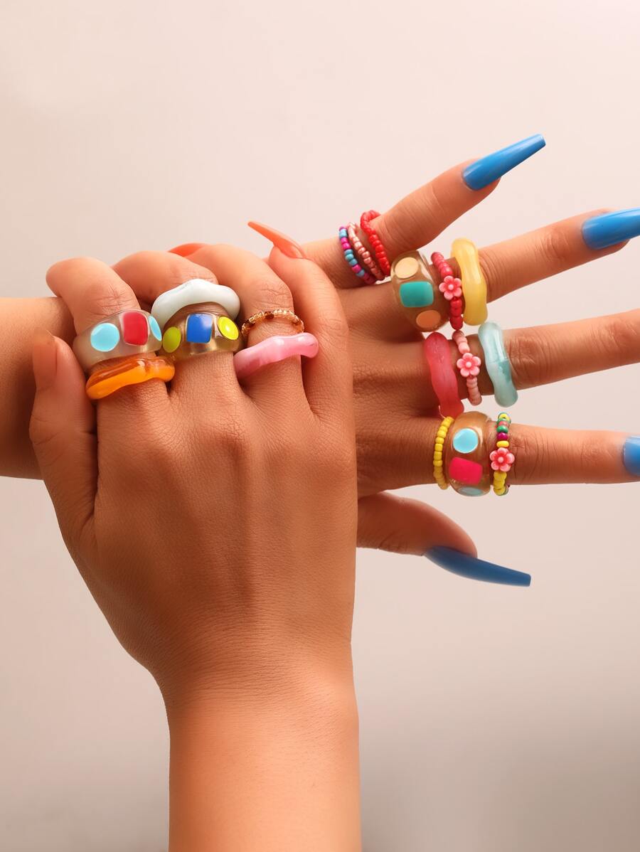 18入組隨機色花朵串珠戒指