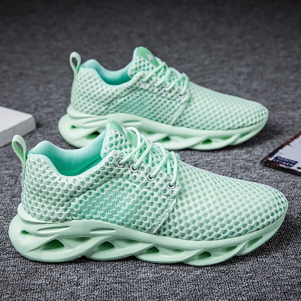 

Men Mesh Panel Lace-up Front Sneakers, Green
