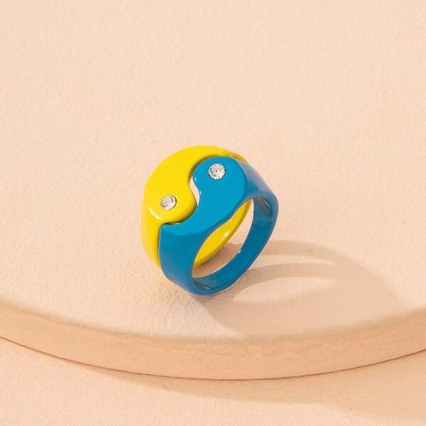 

2pcs Yin & Yang Decor Ring, Multicolor