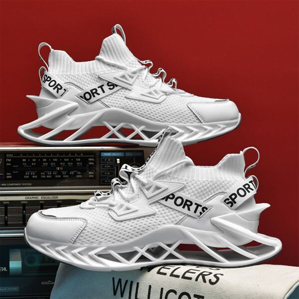 

Men Letter Slingback Decor Running Shoes, White