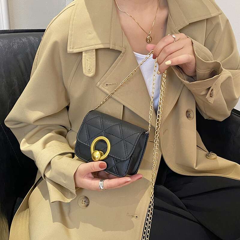 

Quilted Flap Crossbody Bag, Black