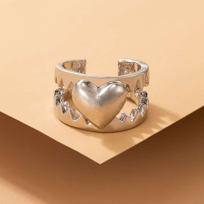 

Heart Decor Cuff Ring, Silver
