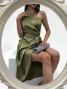 Seusyu One Shoulder Wrap Hem Belted Satin Dress - Army Green - View 3