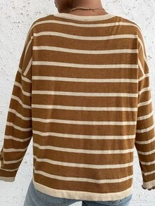 SHEIN Essnce Jersey con patrón de rayas de hombros caídos con diseño de botón - Multicolor - Ver 2