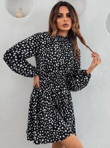 SHEIN LUNE 滿版圖案腰部打褶連衣裙 - 黑與白 - 查看 6