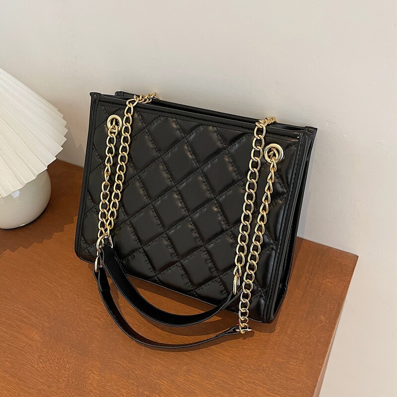 

Minimalist Quilted Chain Shoulder Tote Bag, Black