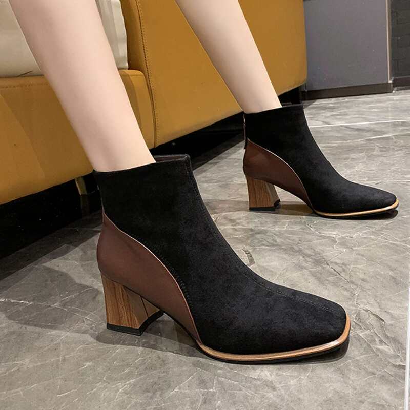 

Slip On Chunky Heeled Boots, Black