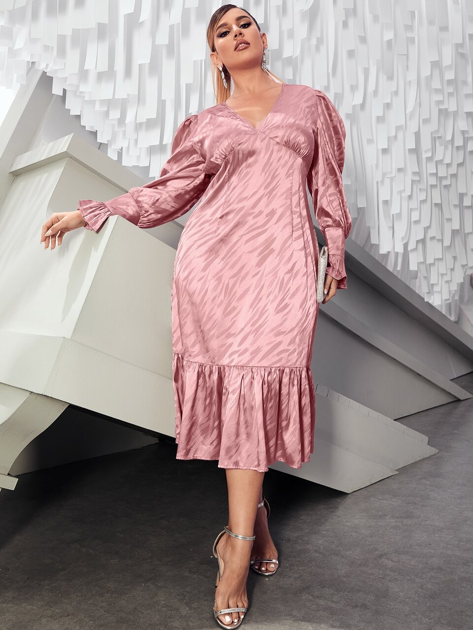 Plus V Neck Zip Back Mermaid Hem Dress