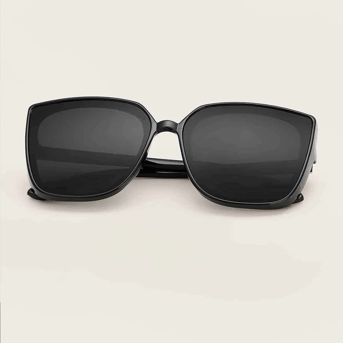 

Square Frame Sunglasses