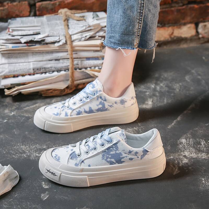 

Tie Dye Lace-up Front Canvas Shoes, Blue