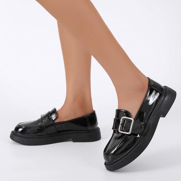 

Minimalist Buckle Decor Flat Loafers, Black