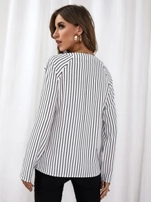 SHEIN Clasi 條紋圖案前繫帶插肩袖襯衫 - 黑與白 - 查看 2