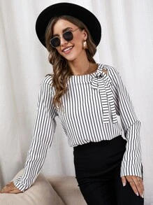 SHEIN Clasi 條紋圖案前繫帶插肩袖襯衫 - 黑與白 - 查看 3