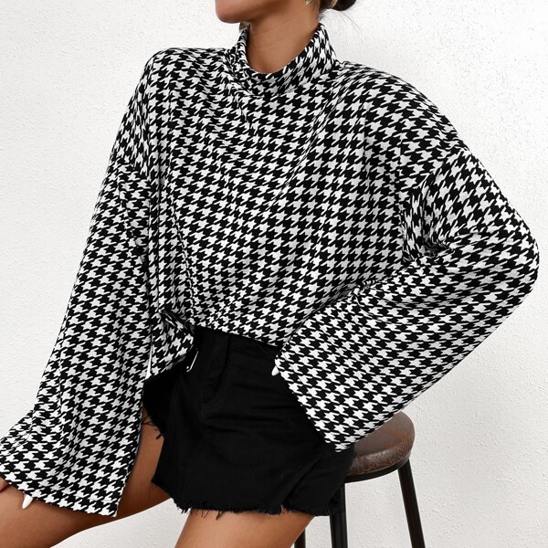 

Houndstooth Print Drop Shoulder Tee, Black and white