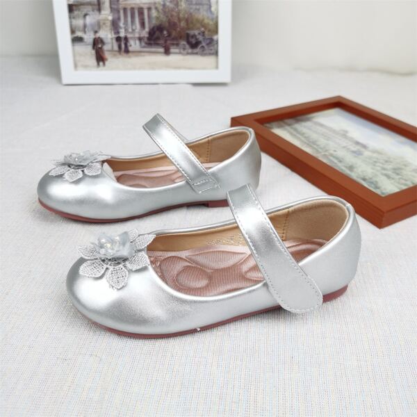 

Girls Metallic Flower Decor Mary Jane Flats, Silver