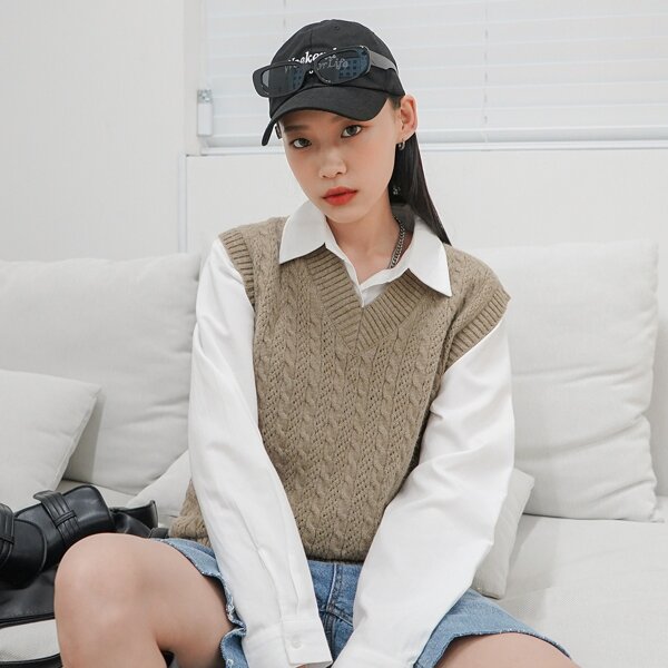 

Cable Knit Sweater Vest Without Blouse, Khaki