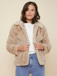 MOTF PREMIUM 毛茸茸外套 - 卡其色 - 查看 5