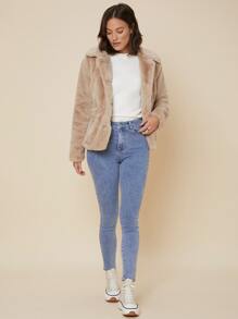 MOTF PREMIUM 毛茸茸外套 - 卡其色 - 查看 8